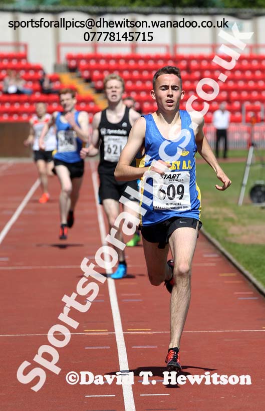 Adrian Bailes (Birtley) wins the under-20 mens 1500 metres at the North Eastern Championships, Gateshead International Stadium.  Photos: David T. Hewitson/Sports for All Pics